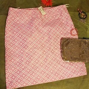 Pink and white cotton knit skirt